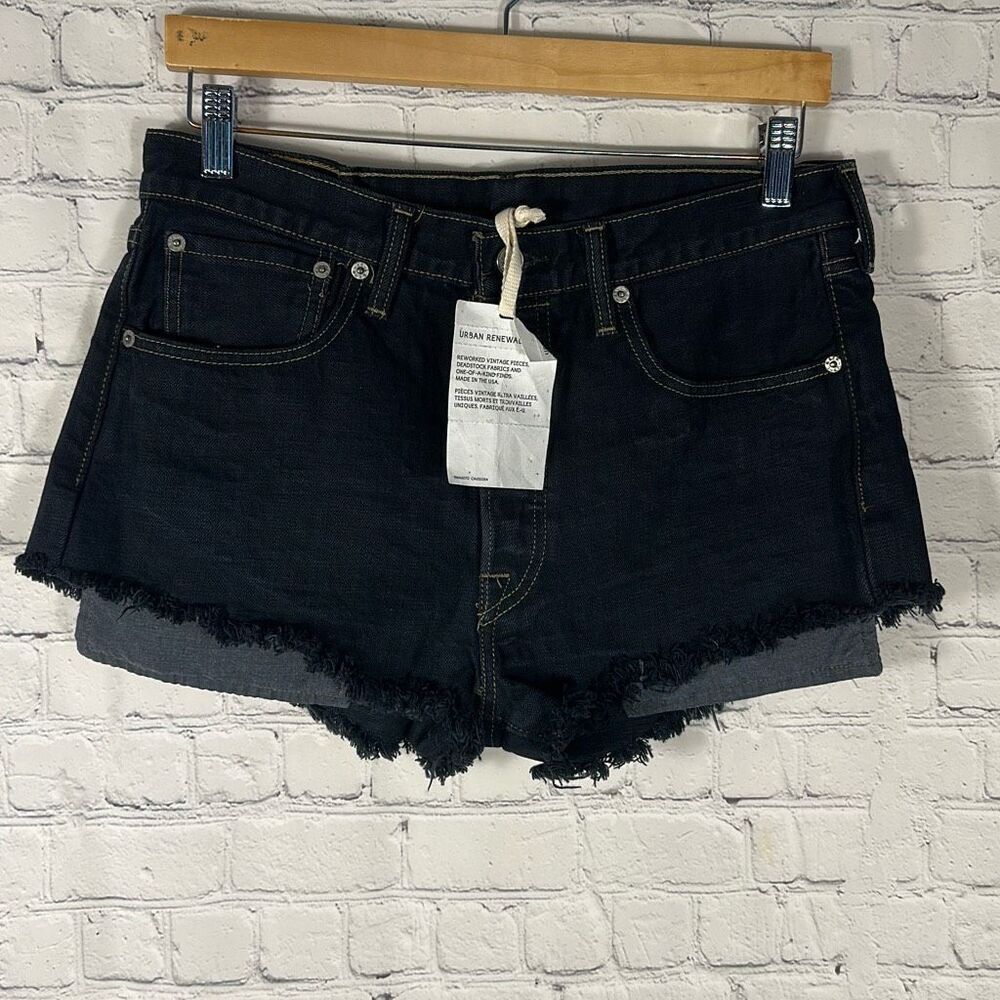 Levi’s Women’s Cut Off Jean Denim Shorts size 33 ButtonFly Dark Wash